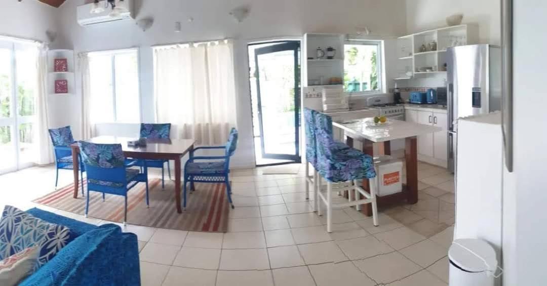 Are Tamareni 2Br Beach Cottage Or River Studio อาวารัว ห้อง รูปภาพ