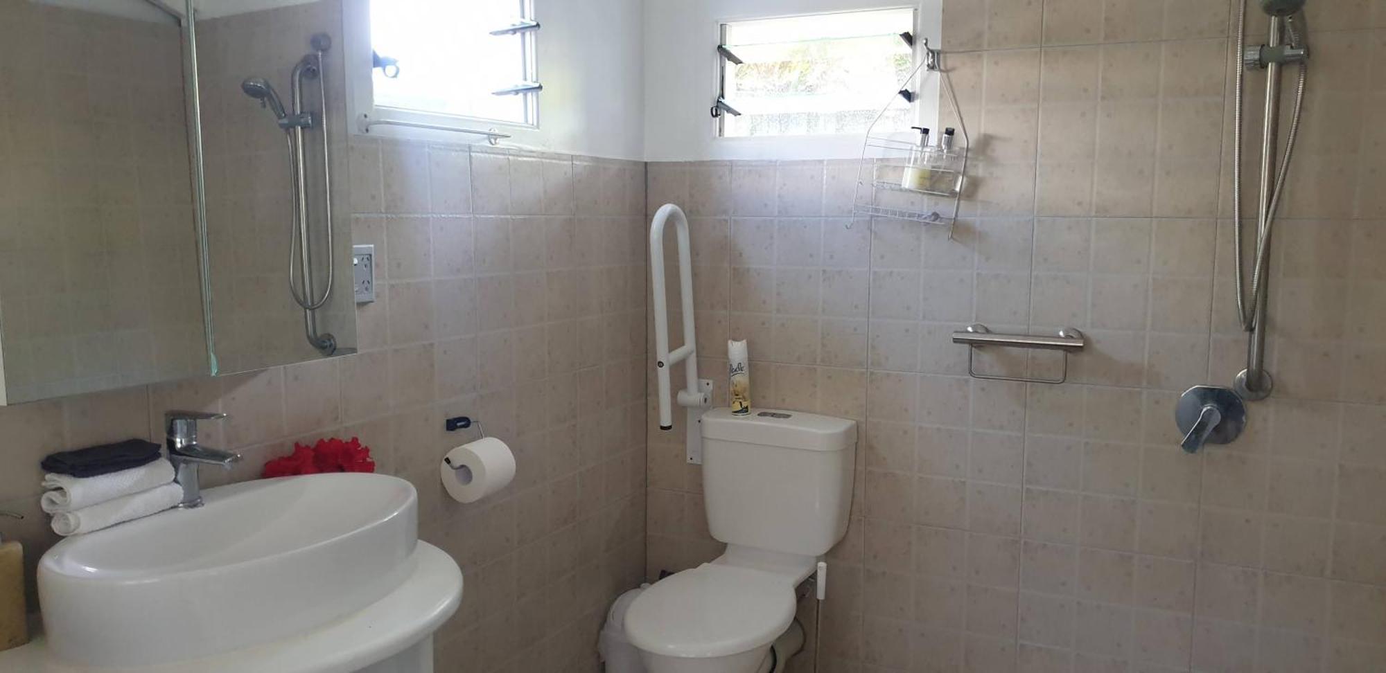 Are Tamareni 2Br Beach Cottage Or River Studio อาวารัว ห้อง รูปภาพ